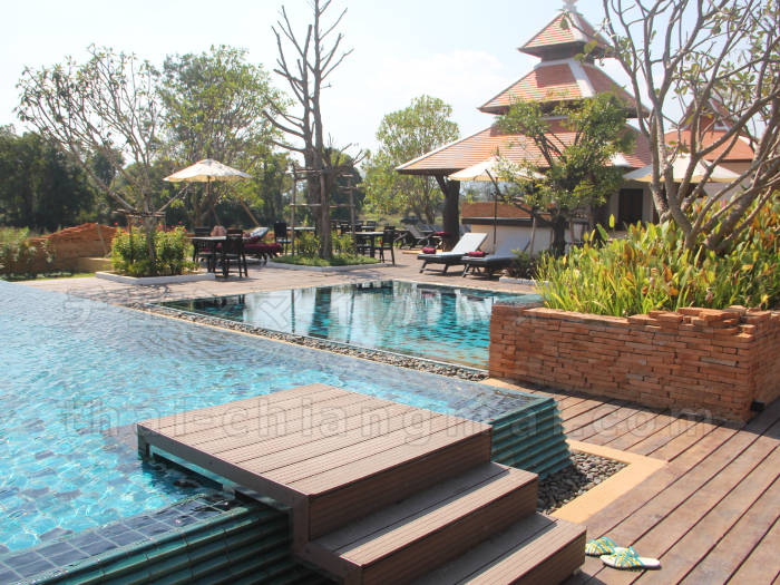 スコータイのかなりオススメのホテル！「Sriwilai Sukhothai Resort」で遺跡を見ながら朝食を